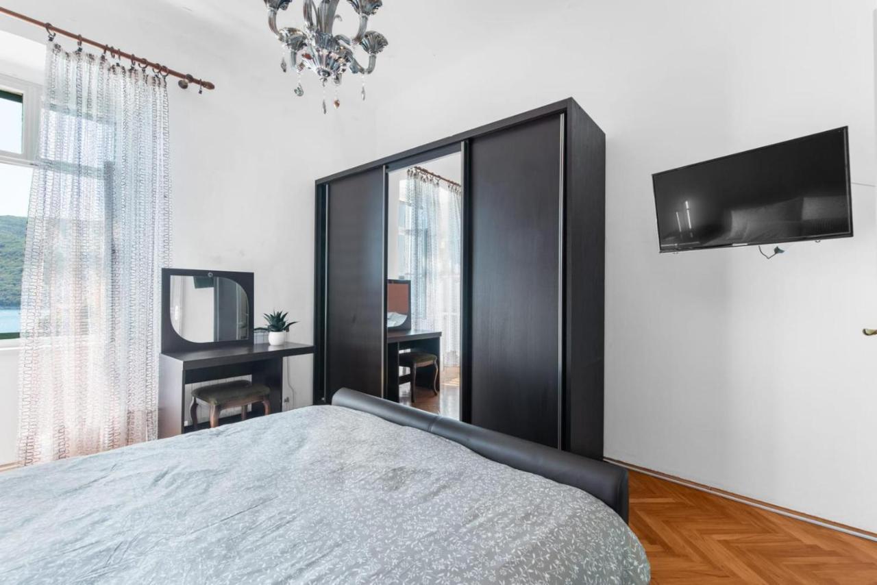 Apartmani Ella Rabac Exterior foto