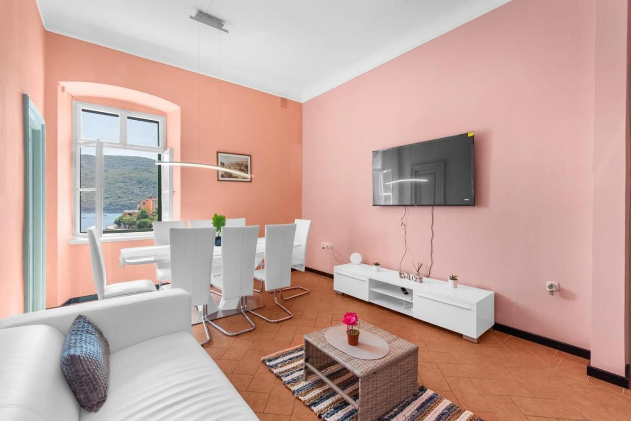Apartmani Ella Rabac Exterior foto