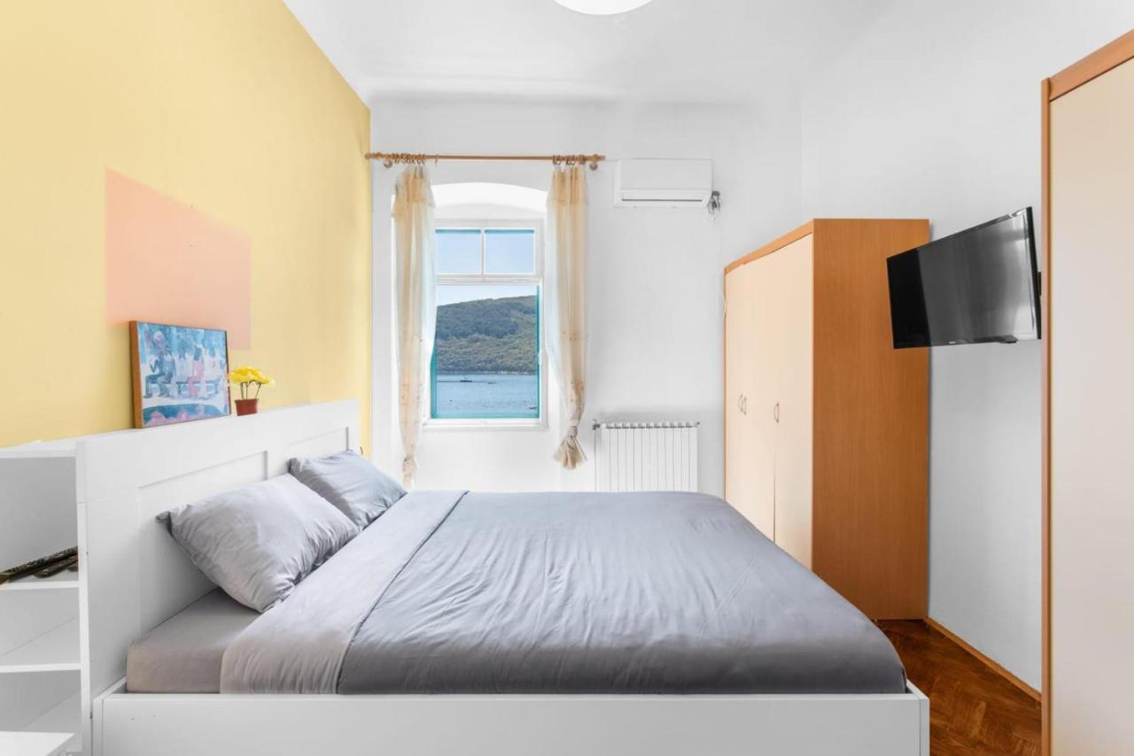 Apartmani Ella Rabac Exterior foto